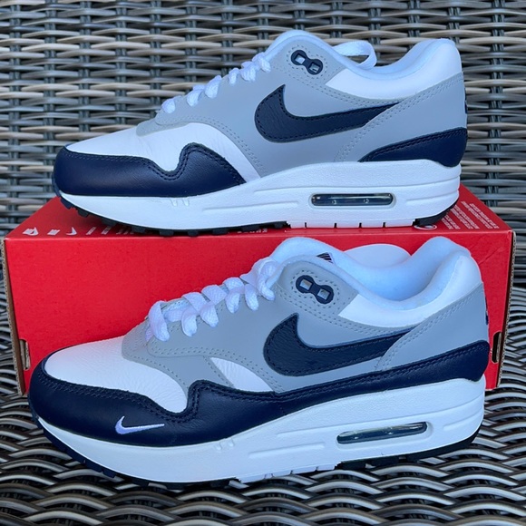 air max 1lv8